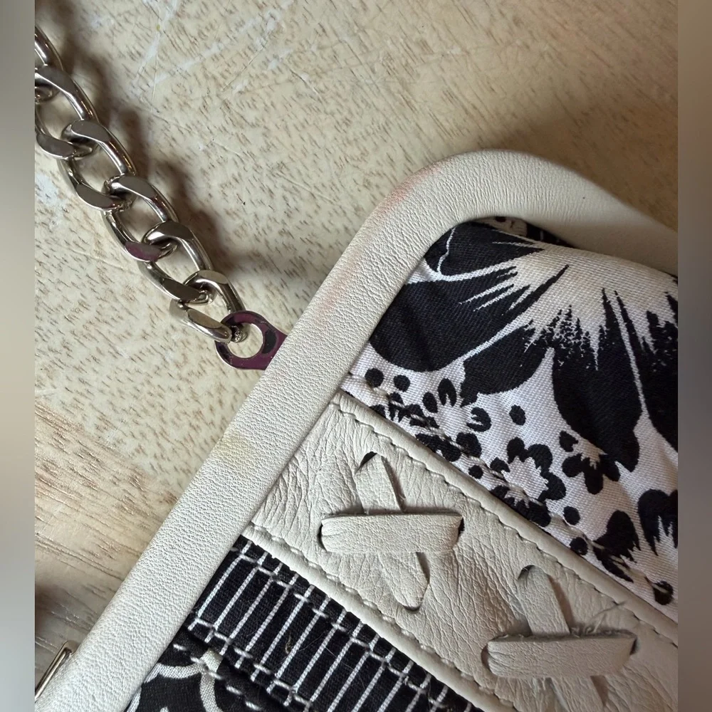 FOSSIL leather clutch purse Black and White prints Never Used